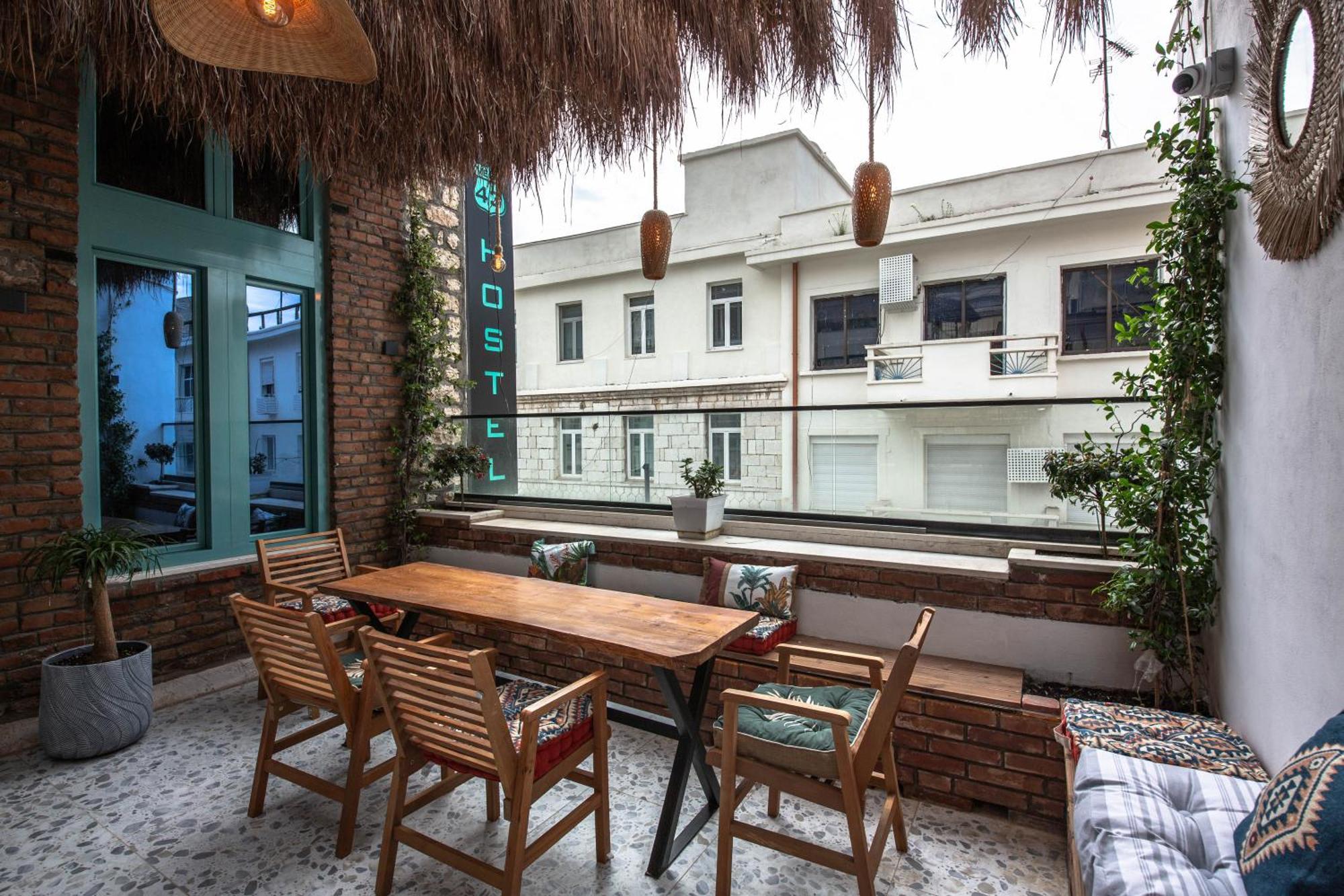 Vega 43 Hostel Саранда Экстерьер фото