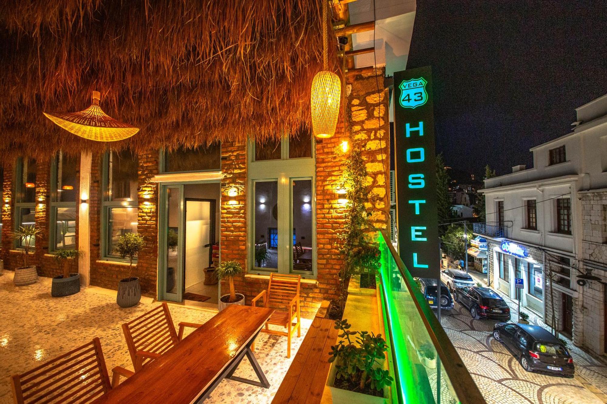 Vega 43 Hostel Саранда Экстерьер фото