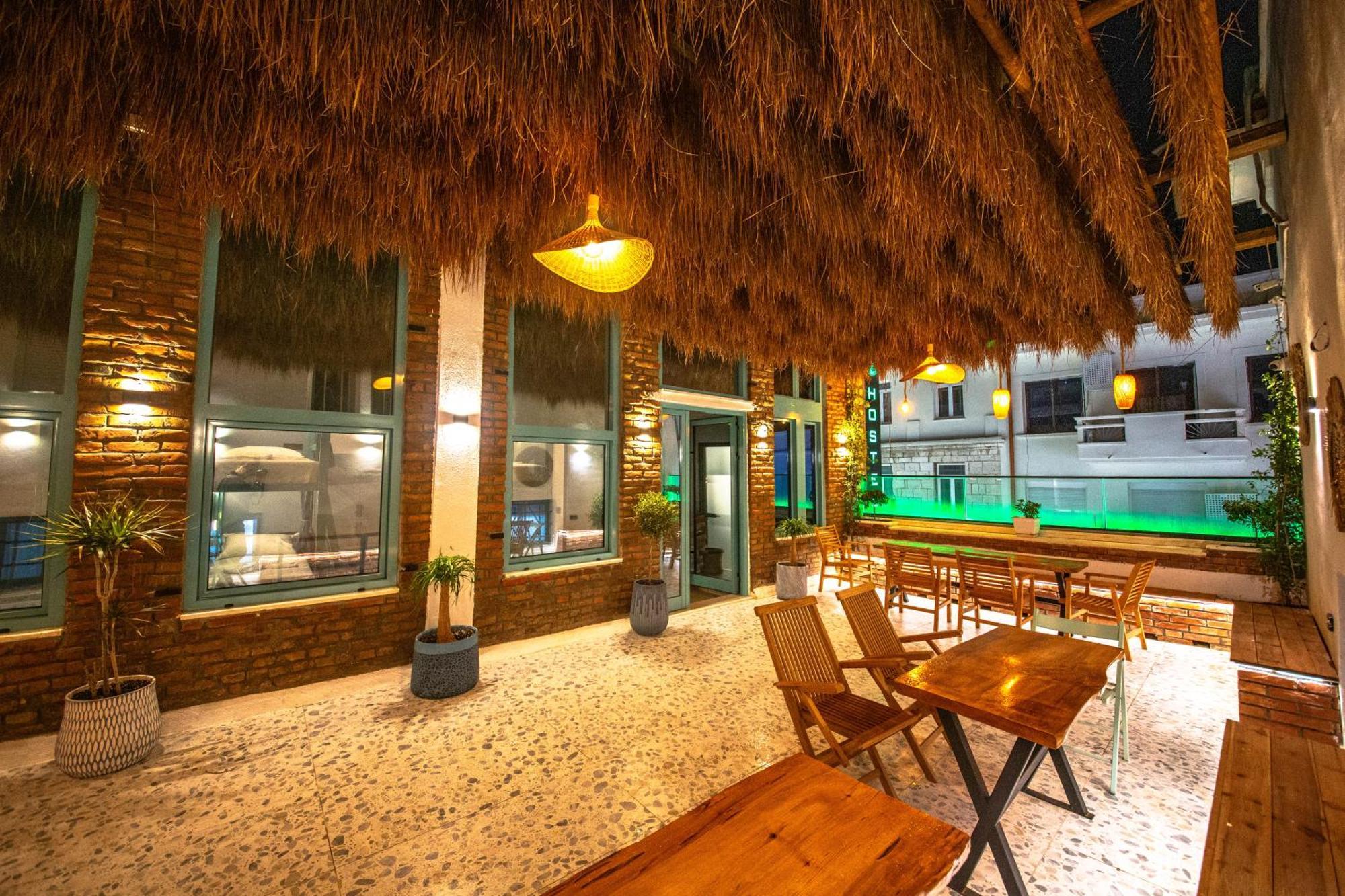 Vega 43 Hostel Саранда Экстерьер фото
