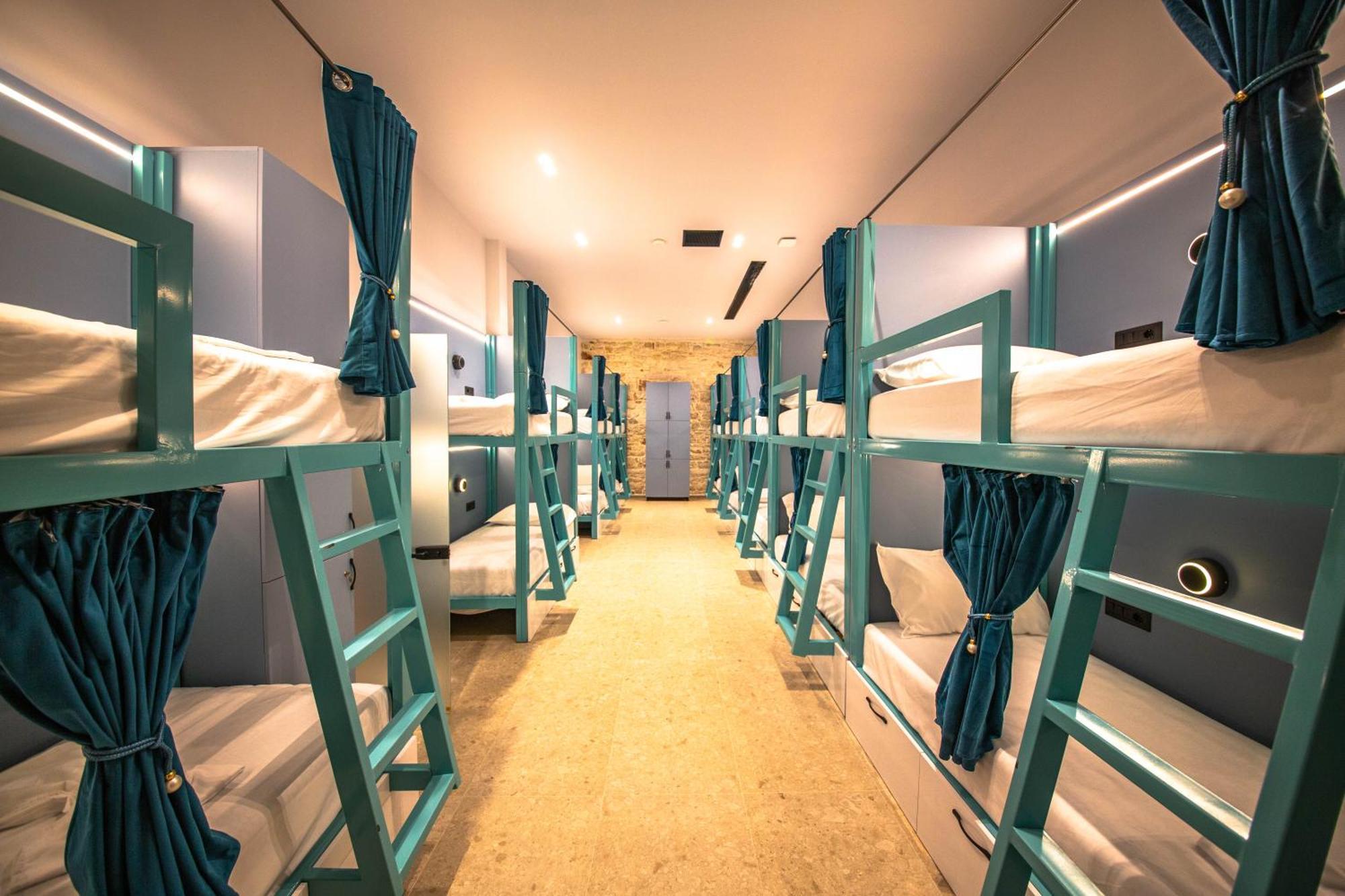 Vega 43 Hostel Саранда Экстерьер фото