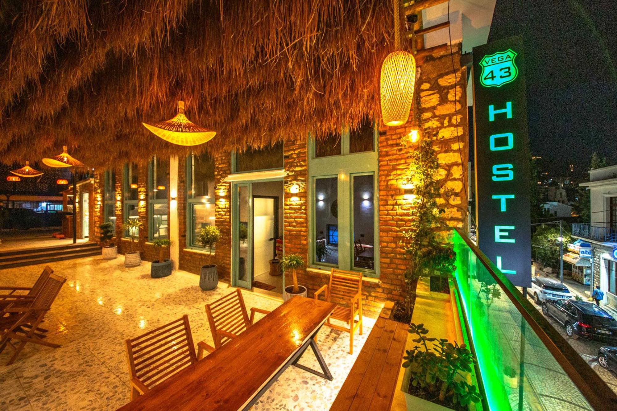 Vega 43 Hostel Саранда Экстерьер фото