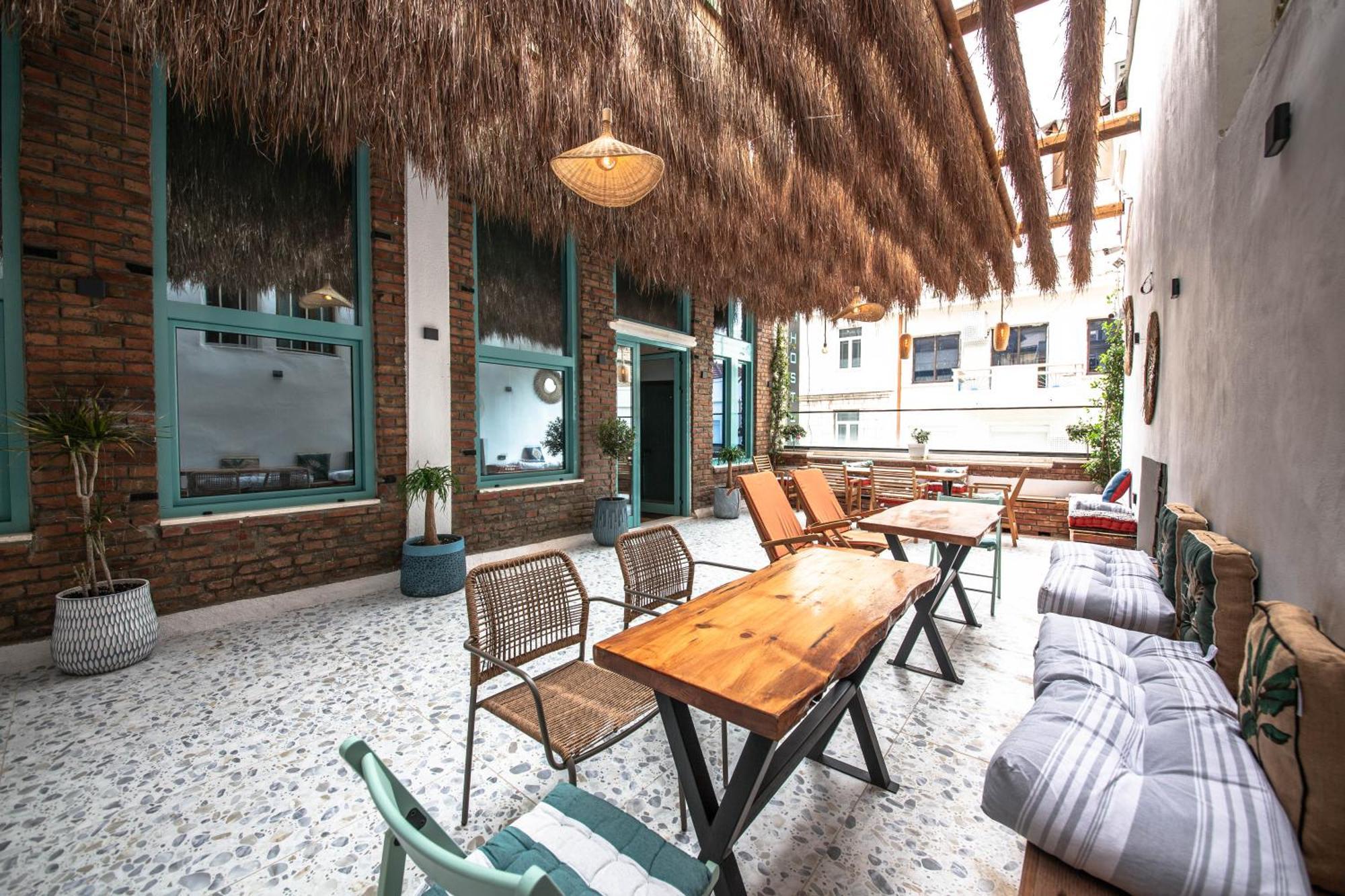 Vega 43 Hostel Саранда Экстерьер фото